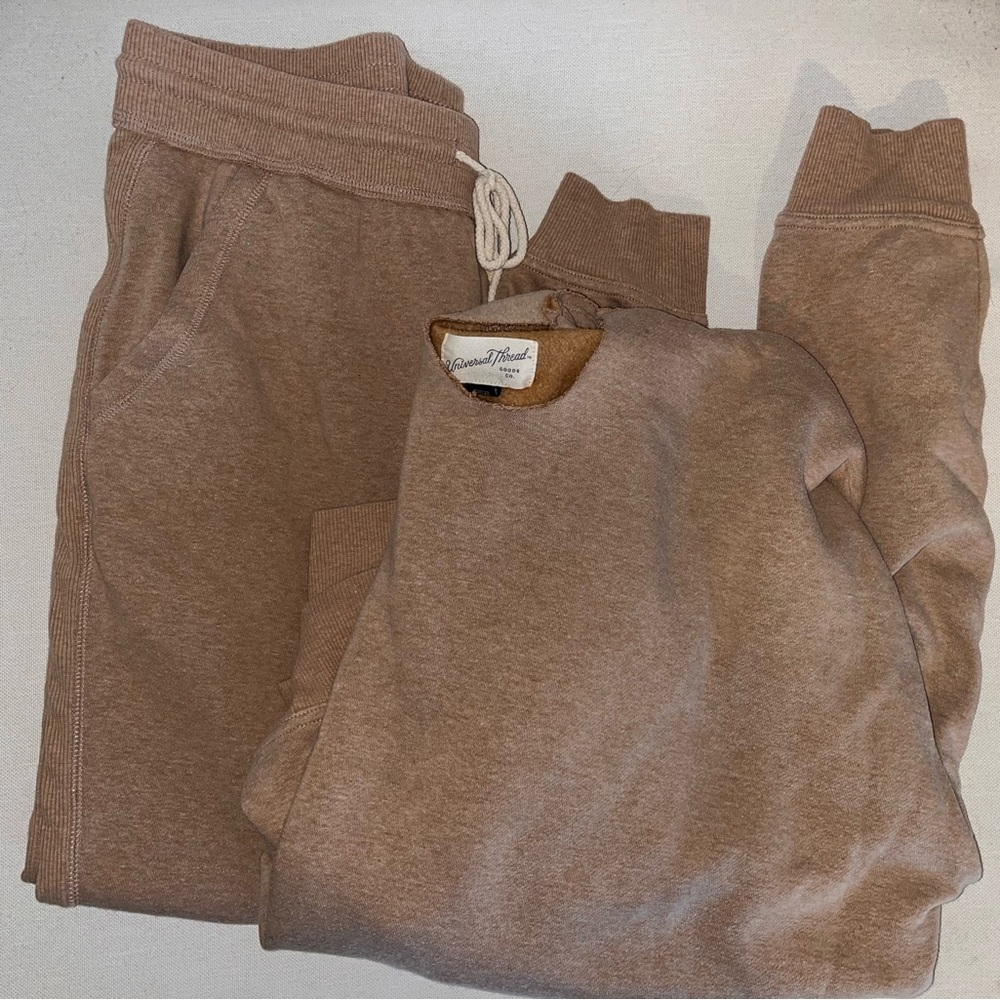 Universal Thread Tan Sweatsuit